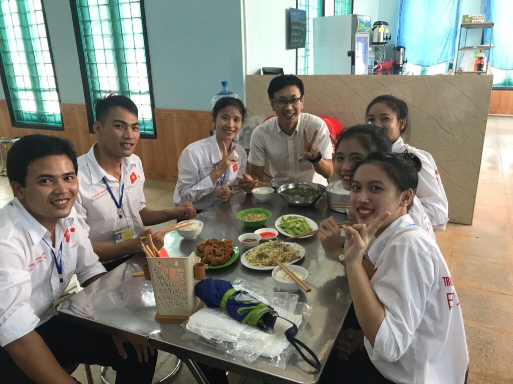 穴沢さんと実習生